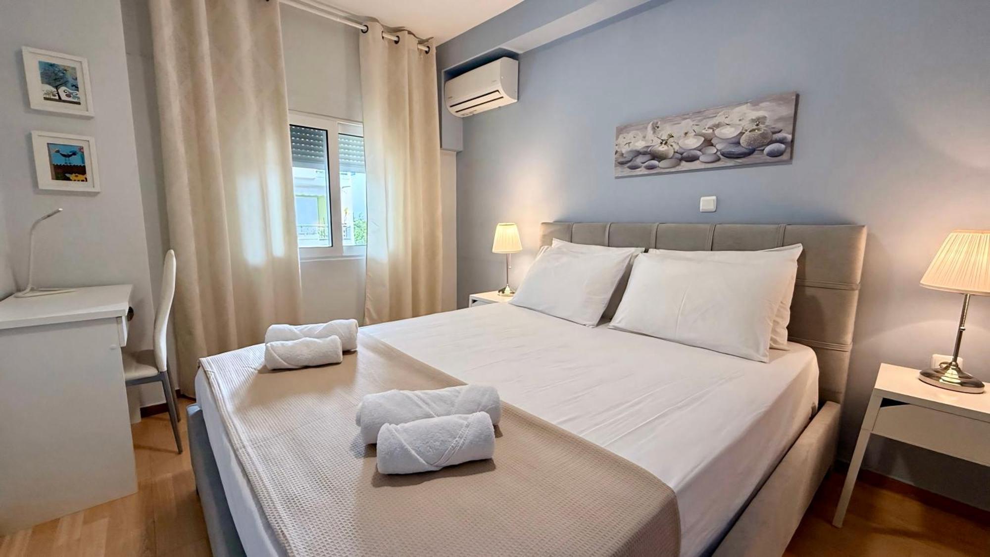 Byron Urban Apartment Каламата Екстериор снимка