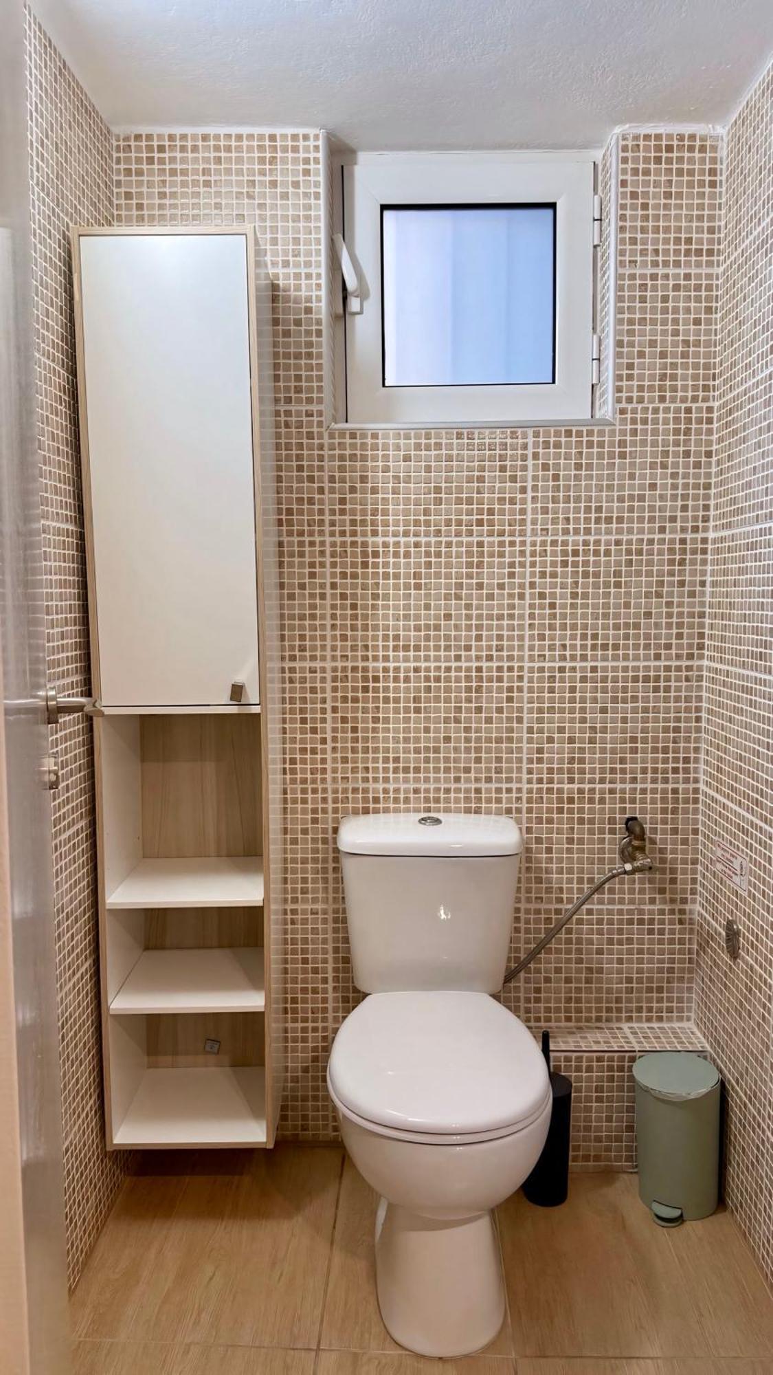 Byron Urban Apartment Каламата Екстериор снимка